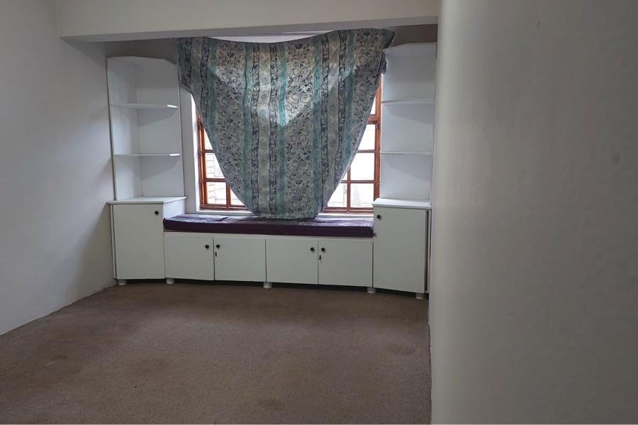 3 Bedroom Property for Sale in Uitenhage Upper Central Eastern Cape